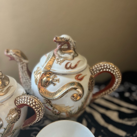 Antique Dragonware teaset - Picture 16 of 16